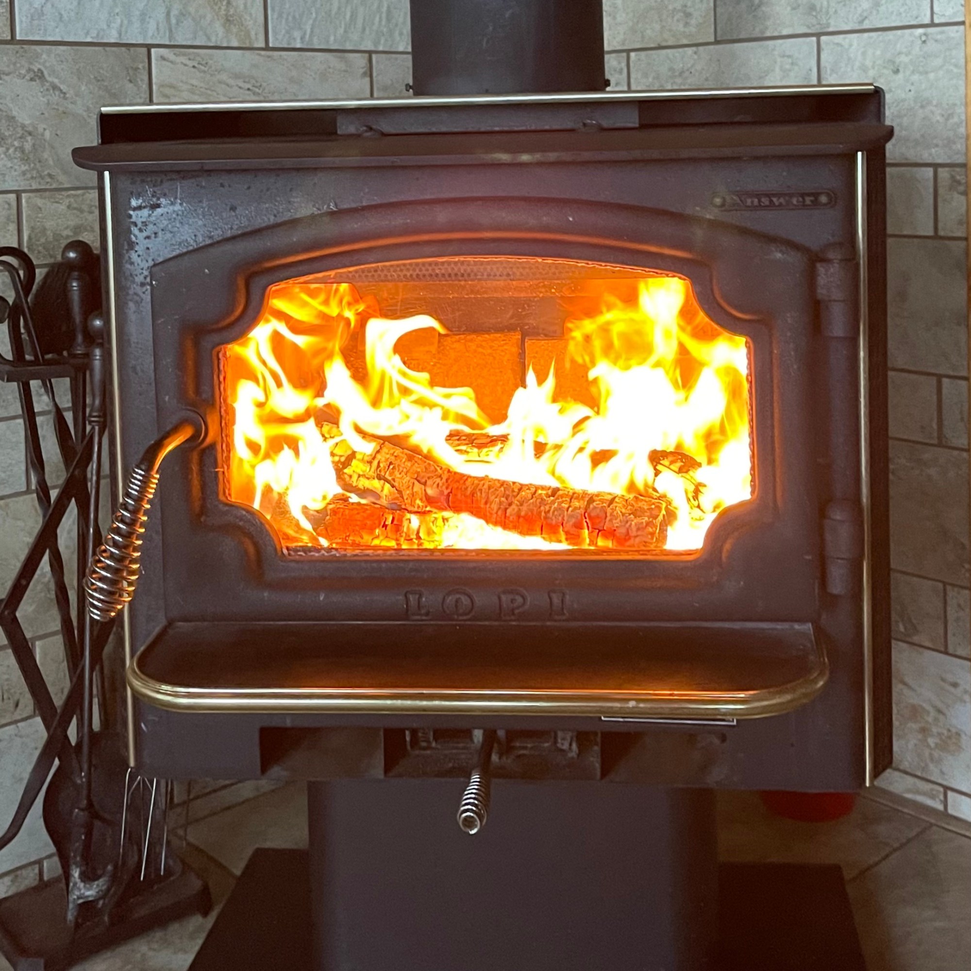 Wood burning stove in Sea Villa E3.